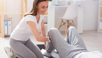 Rehabilitacja Domowa NFZ - FizjoHelp